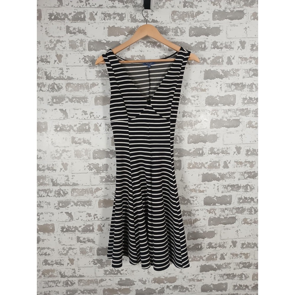 Peter Som Dress Size 8 Black White Striped Flare Sleeveless V Neck  Nautical‎